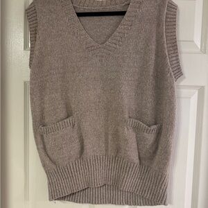 Women's Sleeveless Knit Sweater Vest - Taupe